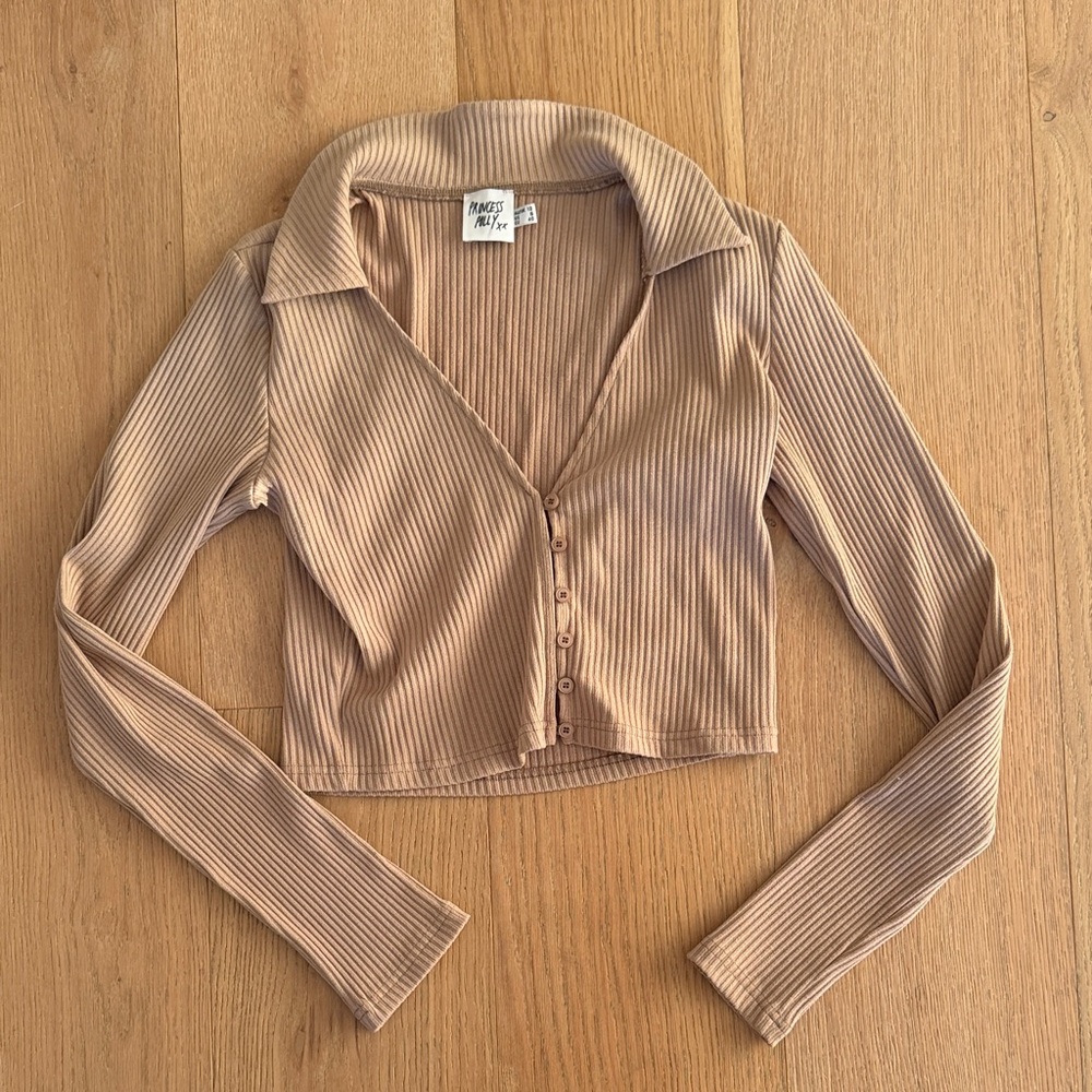 Princess Polly Tan Ribbed Cropped Button-Up Collar Top - Picture 1 of 3